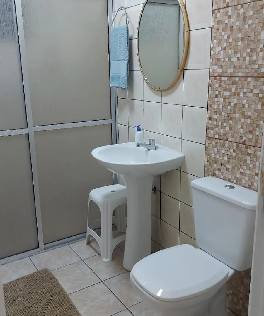 Privatunterkunft Quarto De Hospedes Localizacao Privilegiada Balneário Camboriú